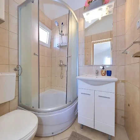 Moira I Loli Appartement Kožino