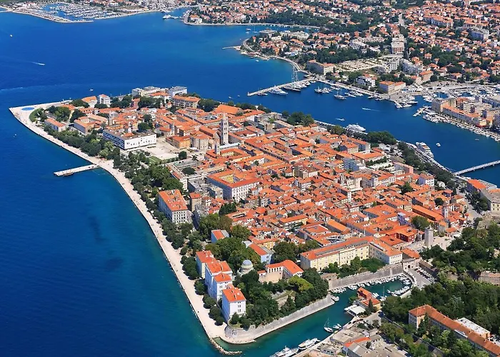 Moira I Loli Kožino