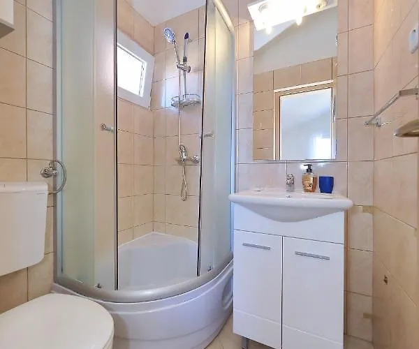 Moira I Loli Apartmán Kožino