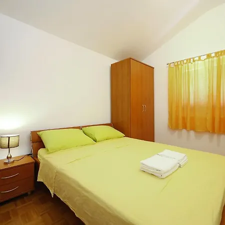 Moira I Loli Appartamento Kožino