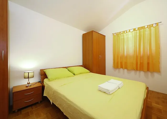 Moira I Loli Apartman Kozino